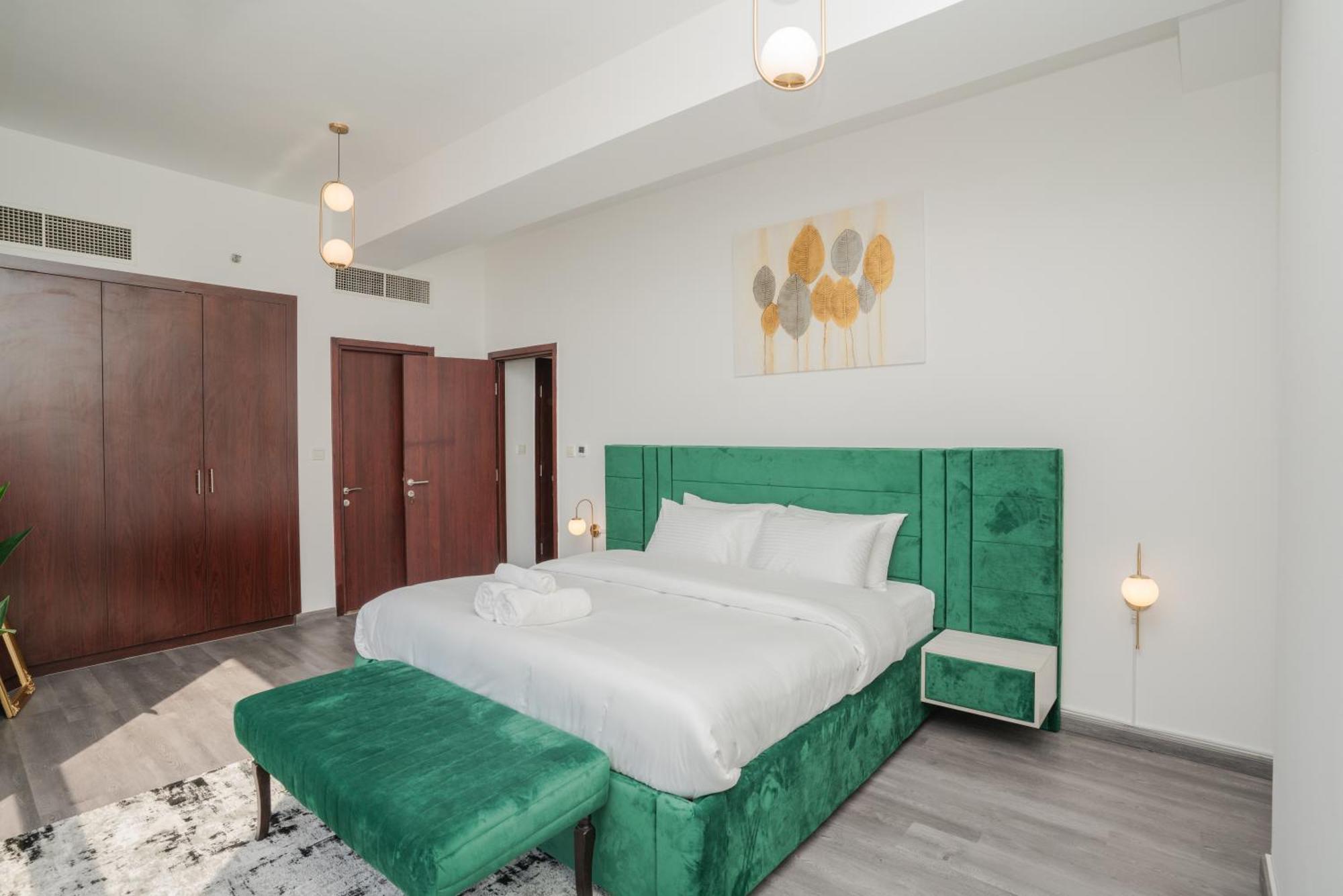 Route 66 Beach Hostel Dubai Exterior photo